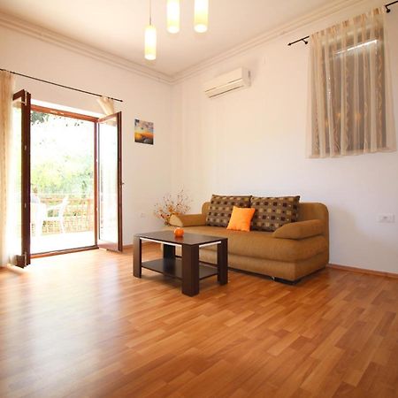 Apartment Ema Near City Center بوريتش المظهر الخارجي الصورة