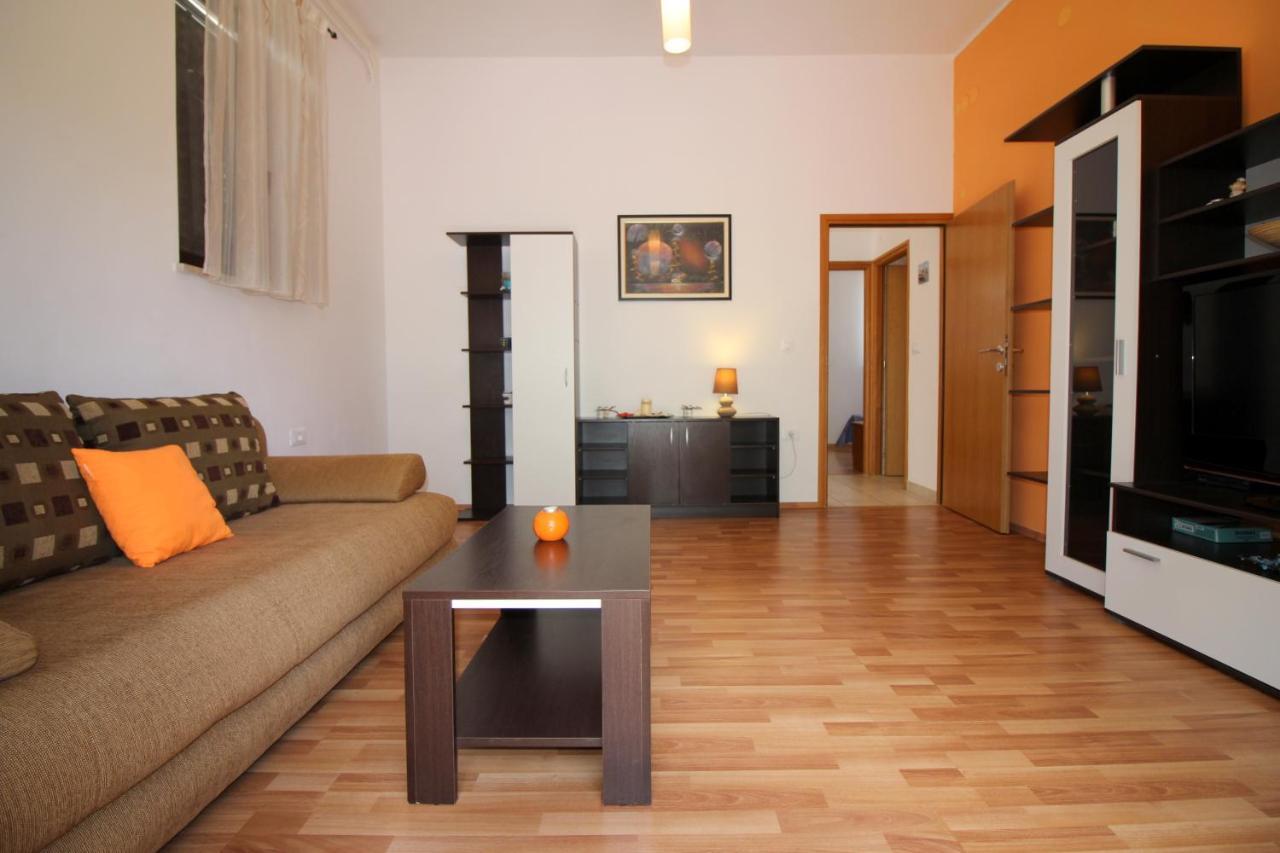 Apartment Ema Near City Center بوريتش المظهر الخارجي الصورة